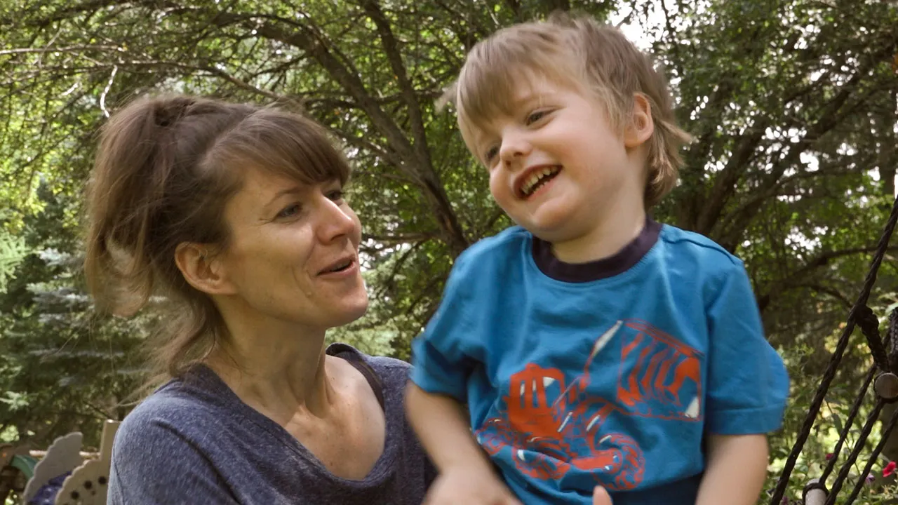 Beyond The Spectrum: A Family's Year Confronting Autism (2017)