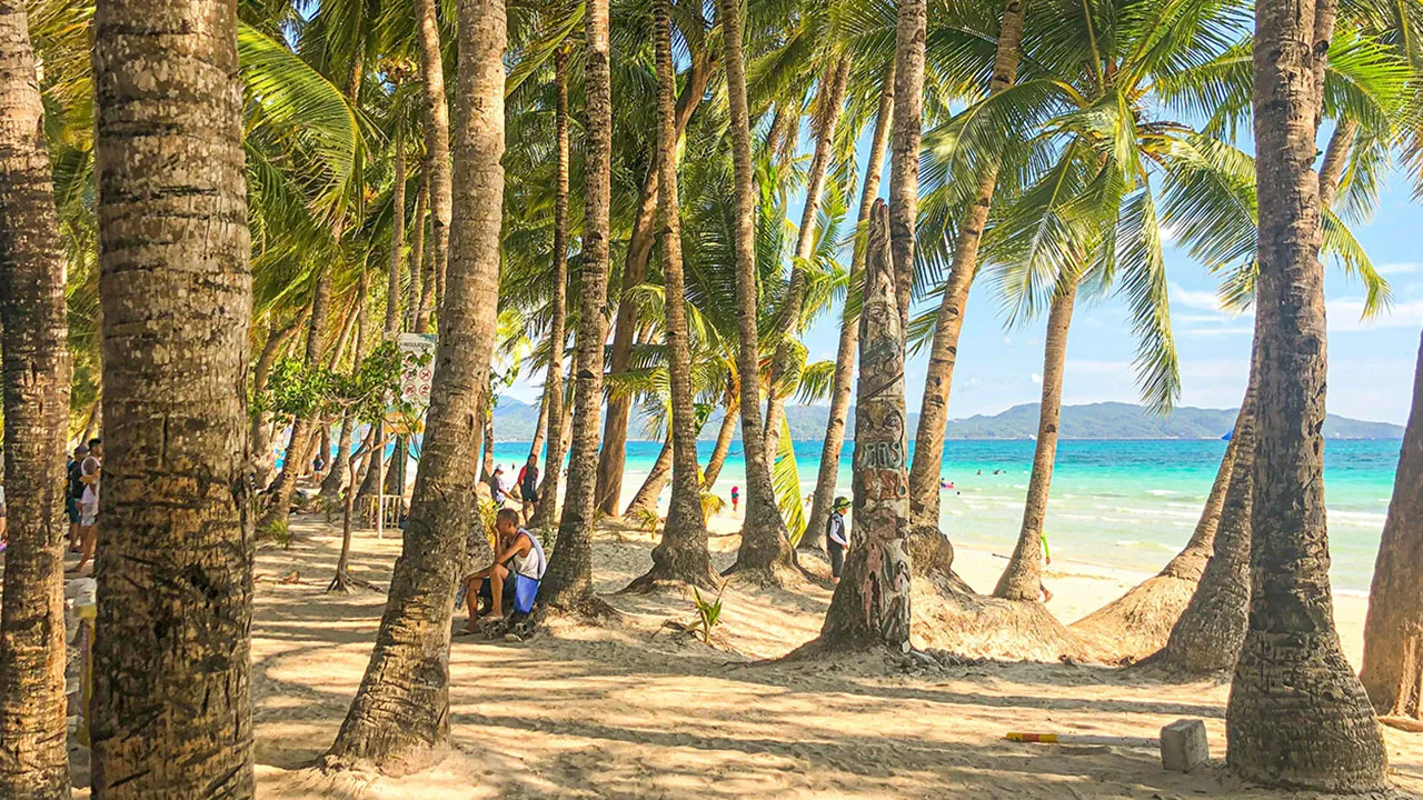 Boracay: The Suspended Island (2022)